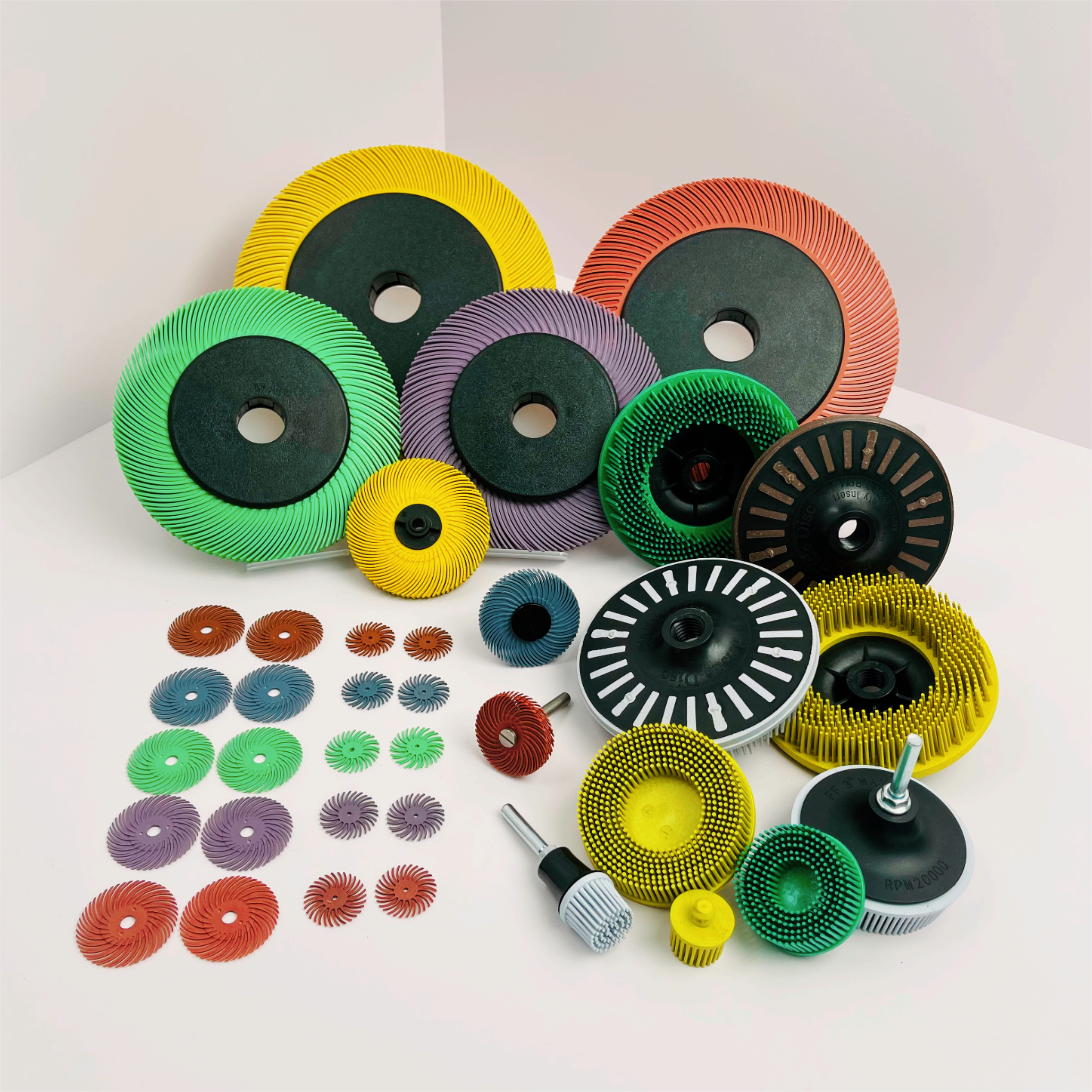 bristle disc 合 disco de cerdas